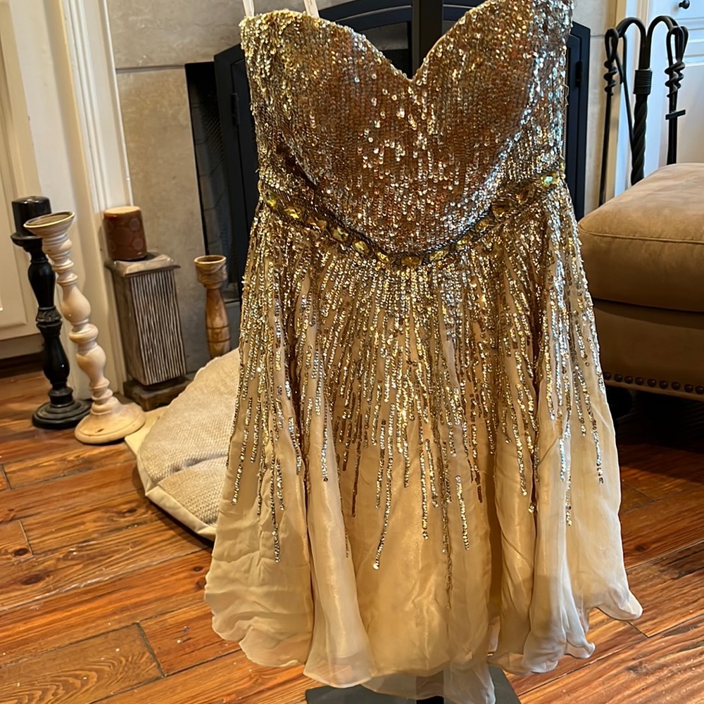 Sherri Hill gold strapless sequin dress 6 SN 1067911